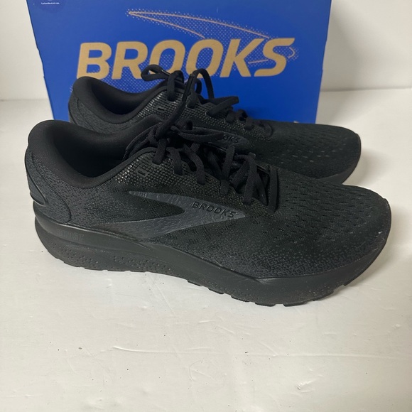 Brooks Men's Black Ghost 16 Size 9.5 - Picture 3 of 7